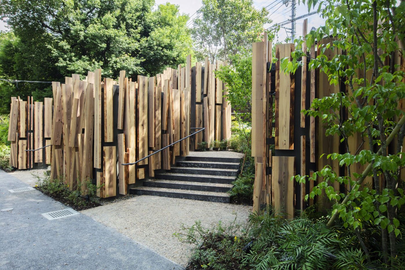 nabeshima shoto park toilet - coolest toilets in tokyo