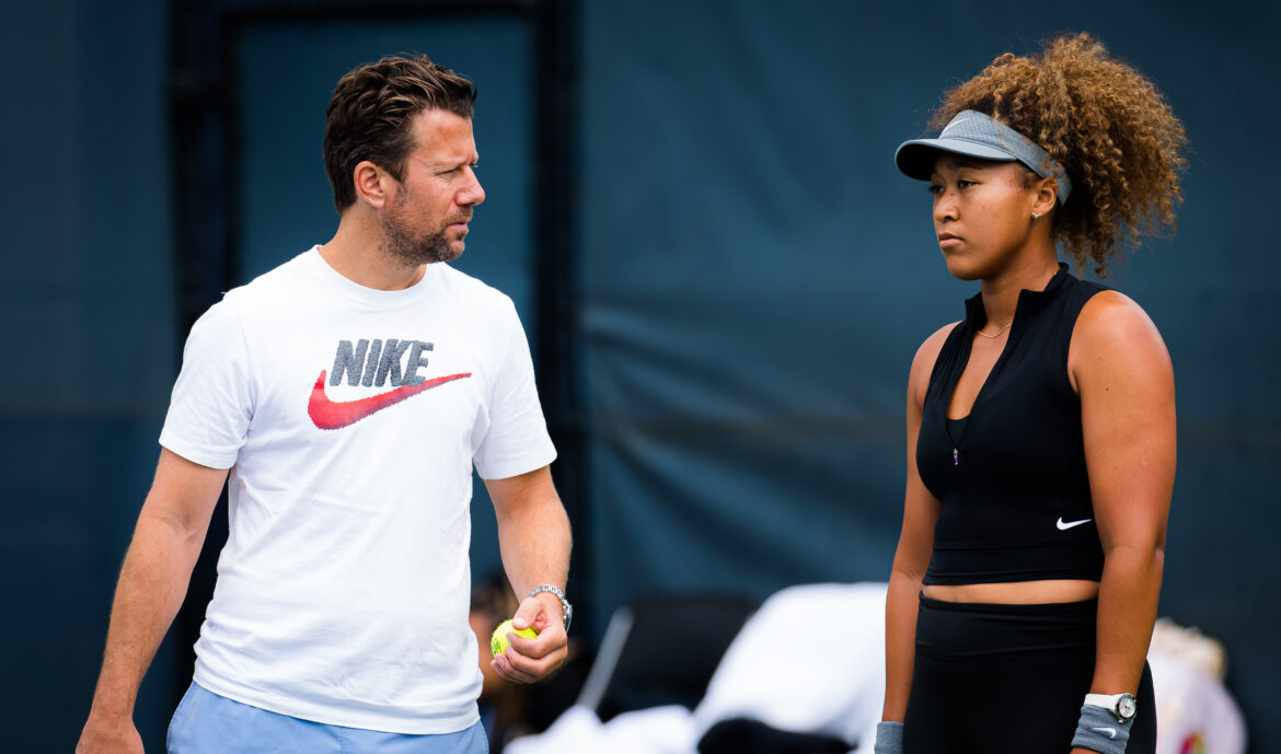 Osaka announces split from coach Wim Fissette