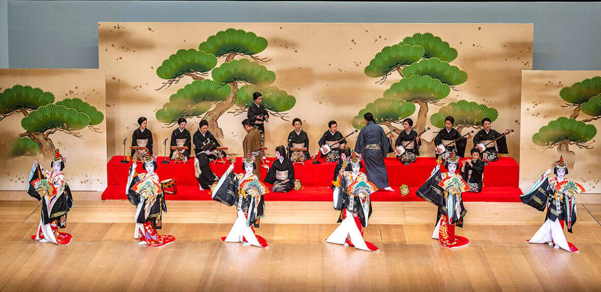 Century-old Tokyo geisha festival revives dying art Century-old Tokyo geisha festival revives dying art