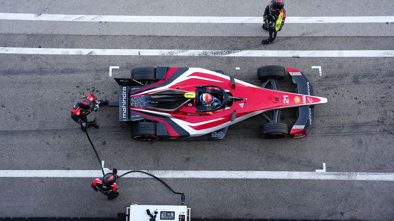 PIT BOOST mahindra