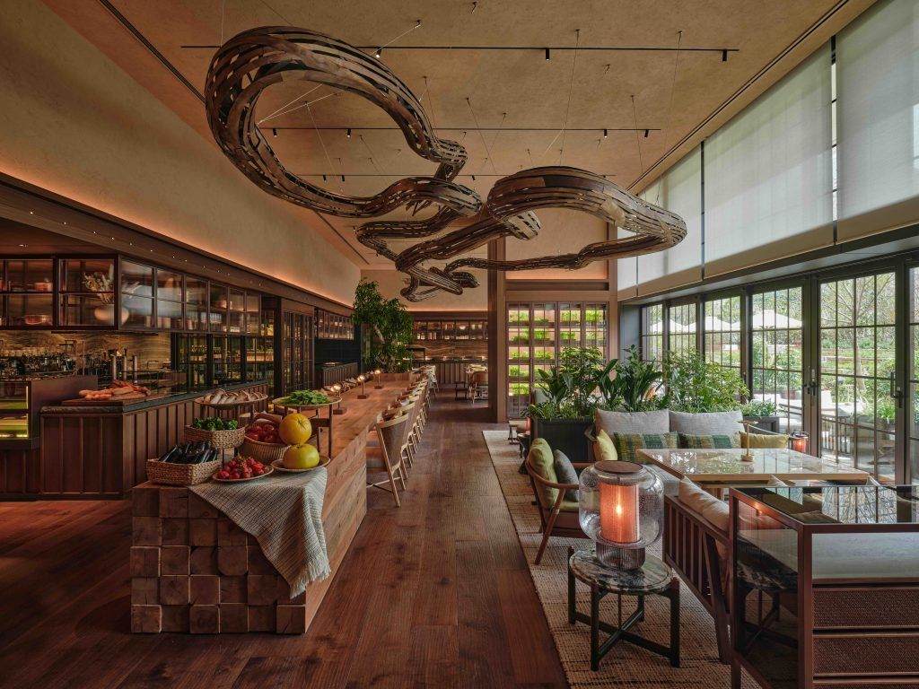 P72 serves micro-seasonal cuisine 