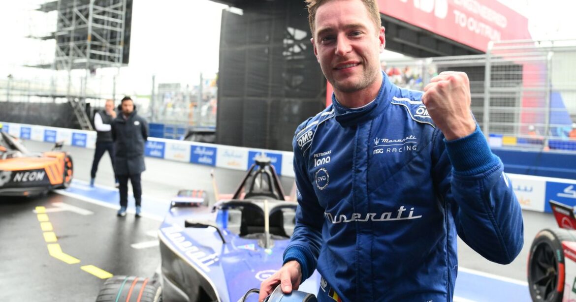 Vandoorne times it right to win rain-hit Tokyo E-Prix Round 8 Vandoorne times it right to win rain-hit Tokyo E-Prix Round 8