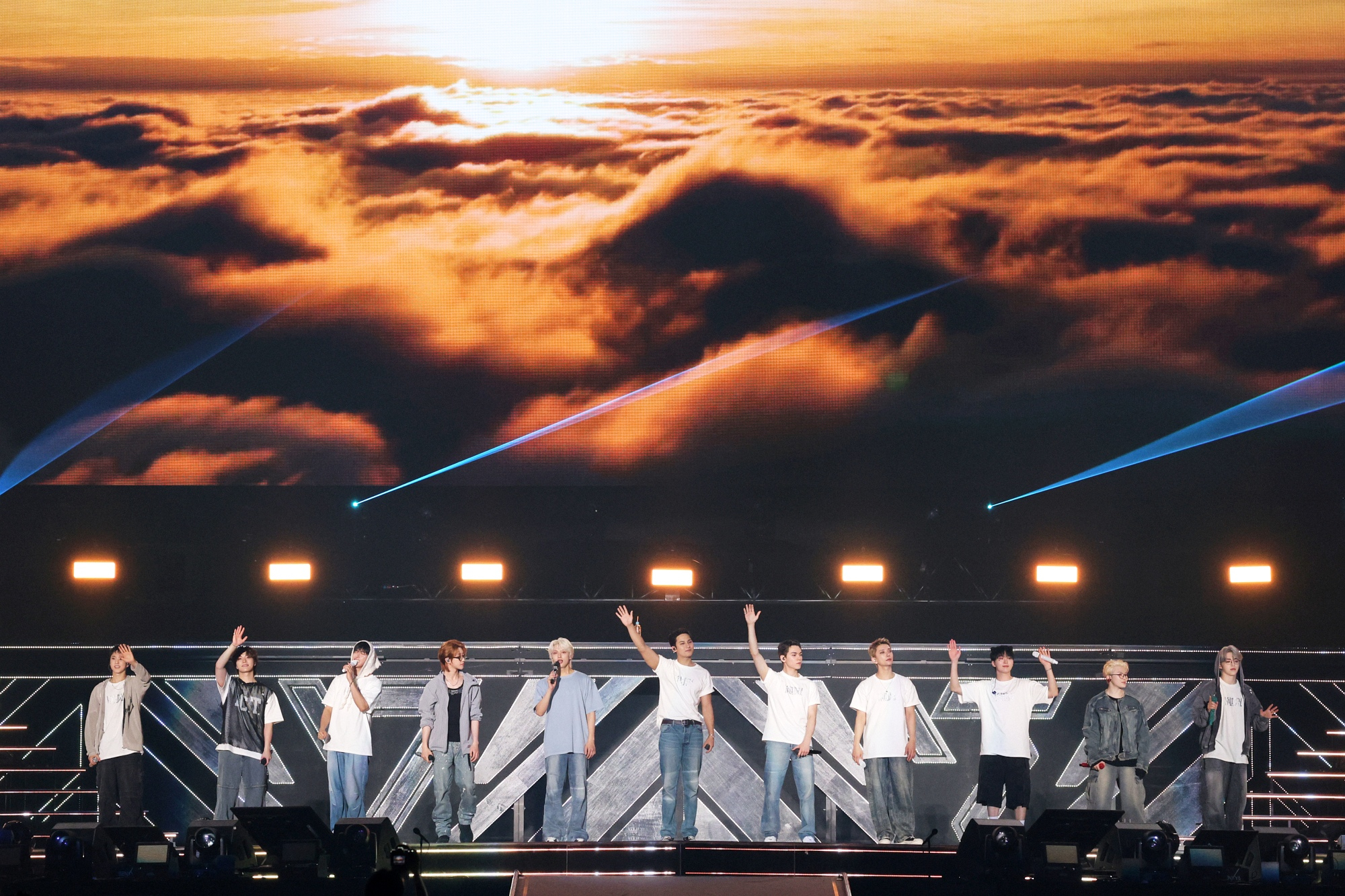 Boy band Seventeen's ″Holiday″ meet and greet held in Japan [PLEDIS ENTERTAINMENT]