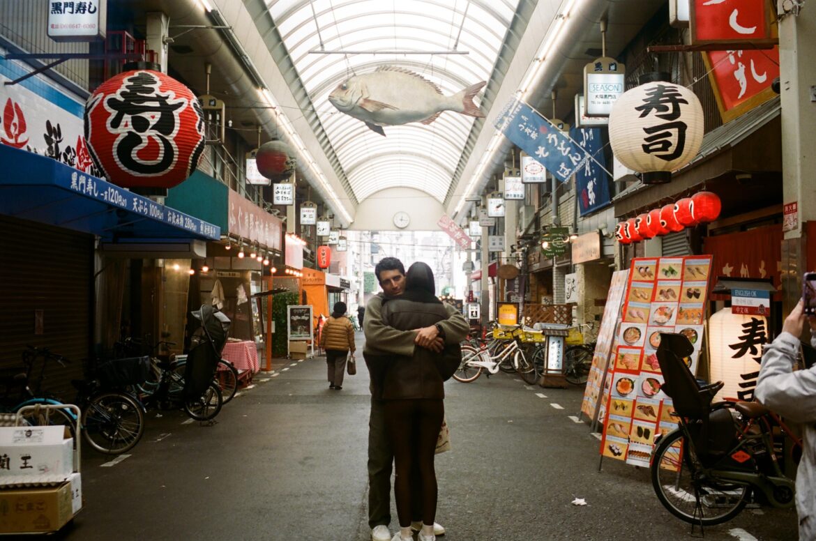 Love in Kuromon Ichiba Market. shot on a Canon P