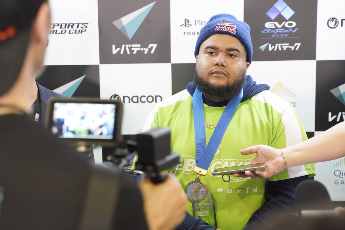 WBG RB MenaRD選手