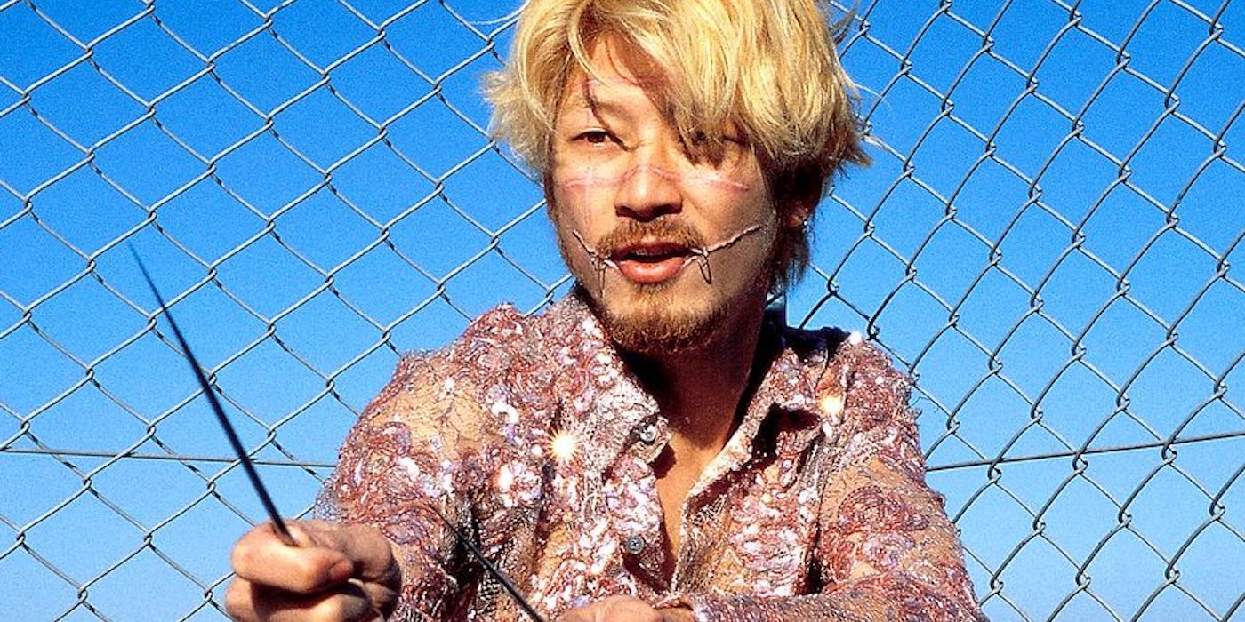 Tadanobu Asano as Kakihara in Ichi the Killer