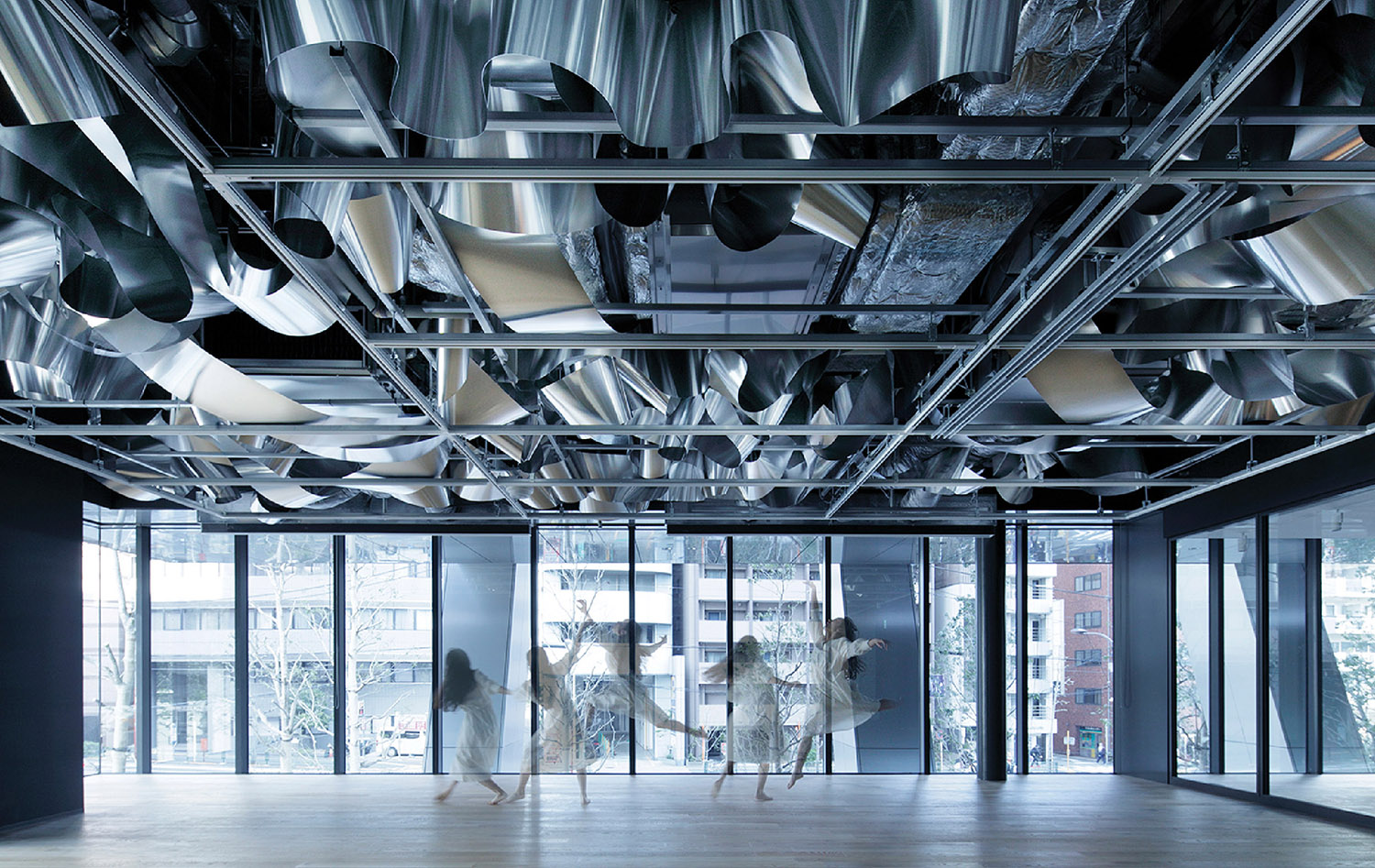 A large room with a large ceiling of metal.