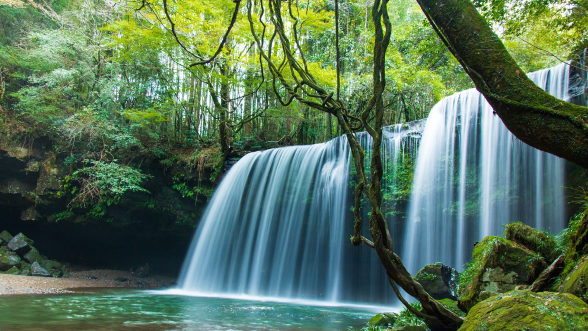 Most popular budget friendly cities in Japan - from Nara to Nabegataki