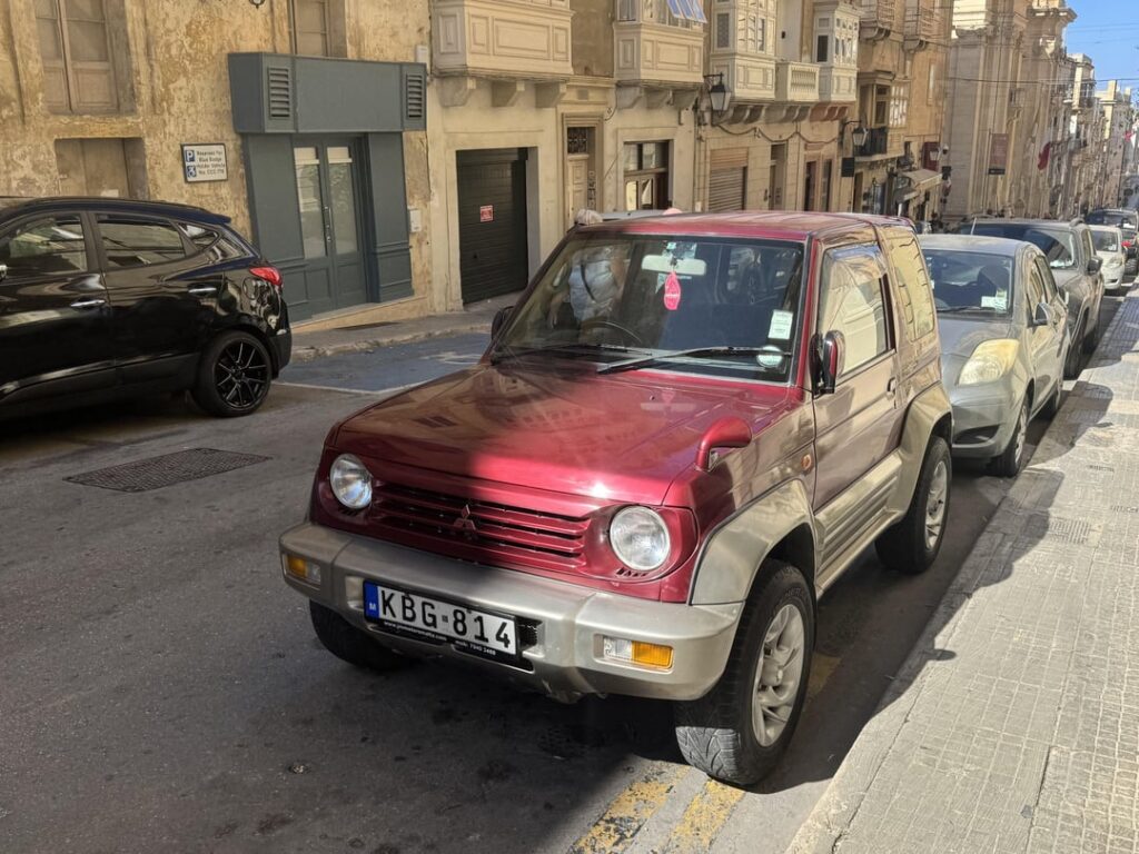 JDM | JP-Spec Mitsubishi Pajero Junior, seen last week in Valletta, Malta. My first one!