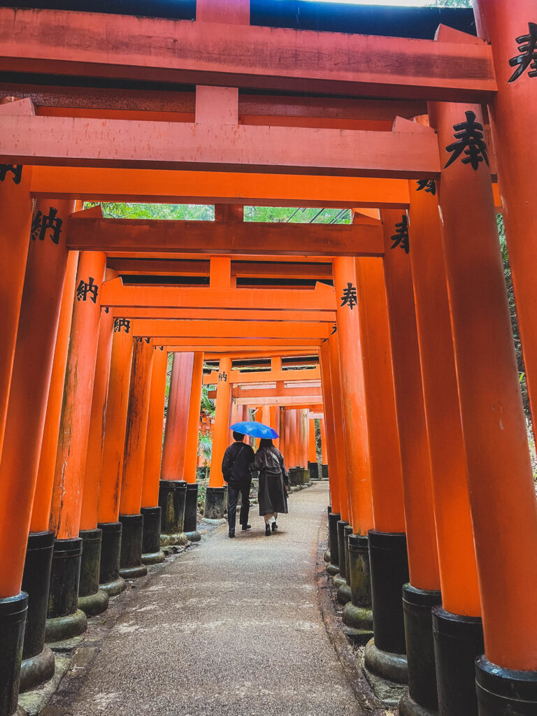 rainy day fushimi inari kyoto