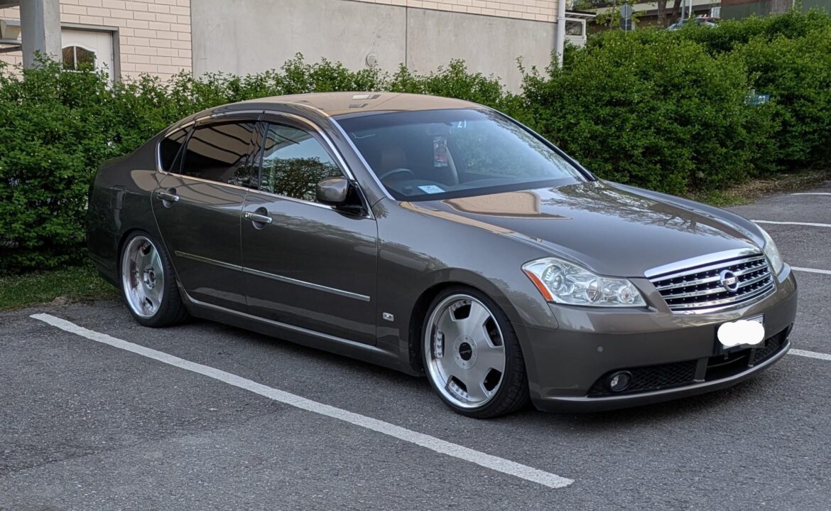 My Nissan Fuga 450GT
