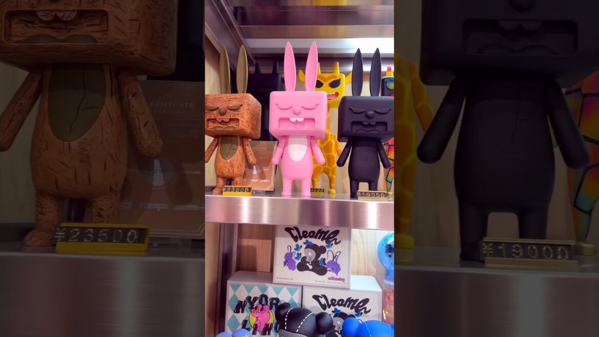 Tokyo at Night: Food, Lights & Godzilla Vibes 🇯🇵✨ #shorts Tokyo at Night: Food, Lights & Godzilla Vibes 🇯🇵✨ #shorts