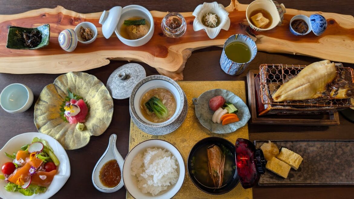Heda, Numazu, Shizuoka (静岡県沼津市戸田) - Breakfast at Fuji Seiran ryokan (富士青藍) 2025 May 26