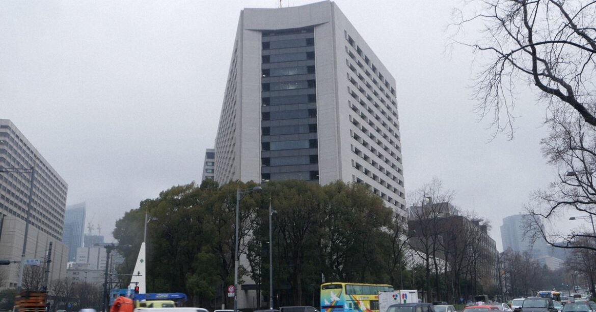 Schools in Tokyo ward close campus, cancel classes after threats Schools in Tokyo ward close campus, cancel classes after threats