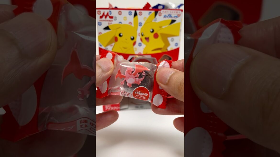 DIY Pokemon Pino Chocolate Ice Treats Gacha Machine Charizard Vanilla Flavor #shorts