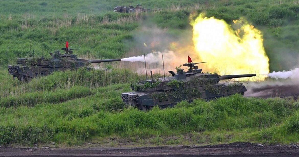 In Photos: Japan GSDF holds major live-fire drills at foot of Mt. Fuji In Photos: Japan GSDF holds major live-fire drills at foot of Mt. Fuji