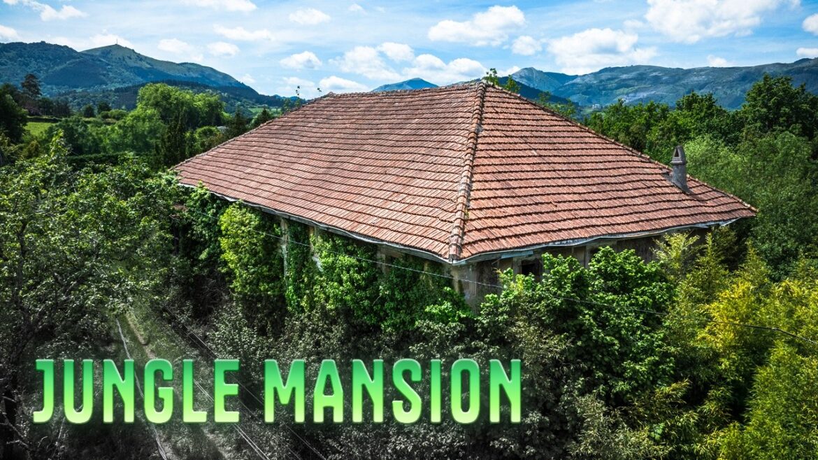 Abandoned JUNGLE Mansion Found Hidden in the Spanish Mountains Abandoned JUNGLE Mansion Found Hidden in the Spanish Mountains