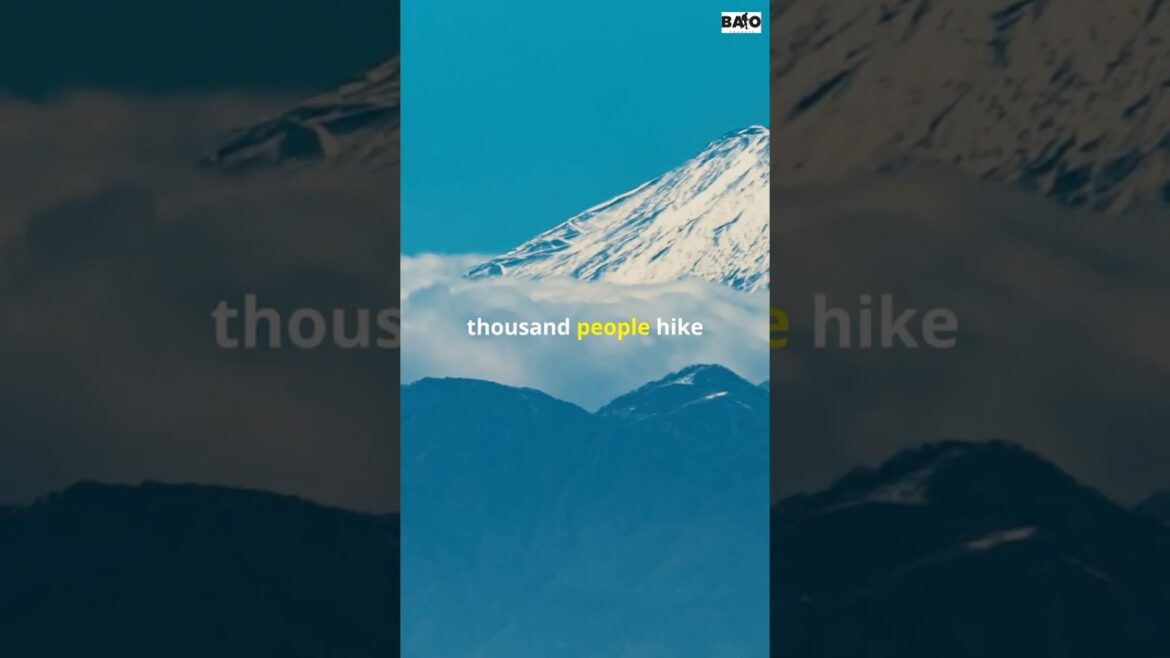 🇯🇵Mount Fuji Japan #Shorts #YouTubeShorts #TravelShorts #NatureShorts #ShortsViral