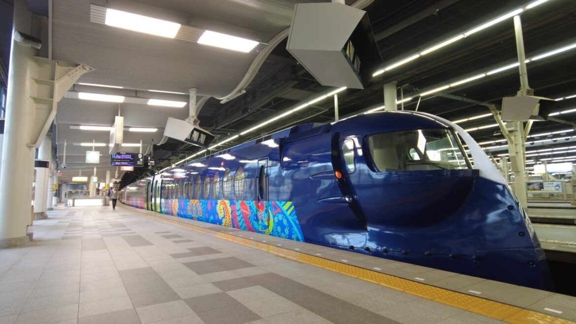 Rapi:t from Namba to Kansai Airport is comfy and fast!🚝