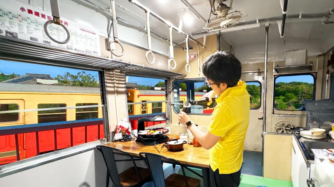 BBQ and Sleep in a Real Train!? Japan’s Best Train Hotel! Hidden Glamping Spot in Chiba BBQ and Sleep in a Real Train!? Japan’s Best Train Hotel! Hidden Glamping Spot in Chiba
