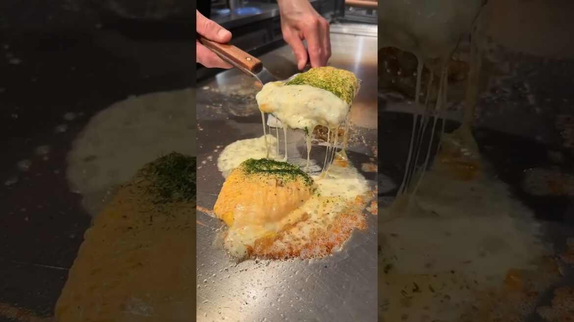 A PERFECT Japanese cheese omelette 🍳