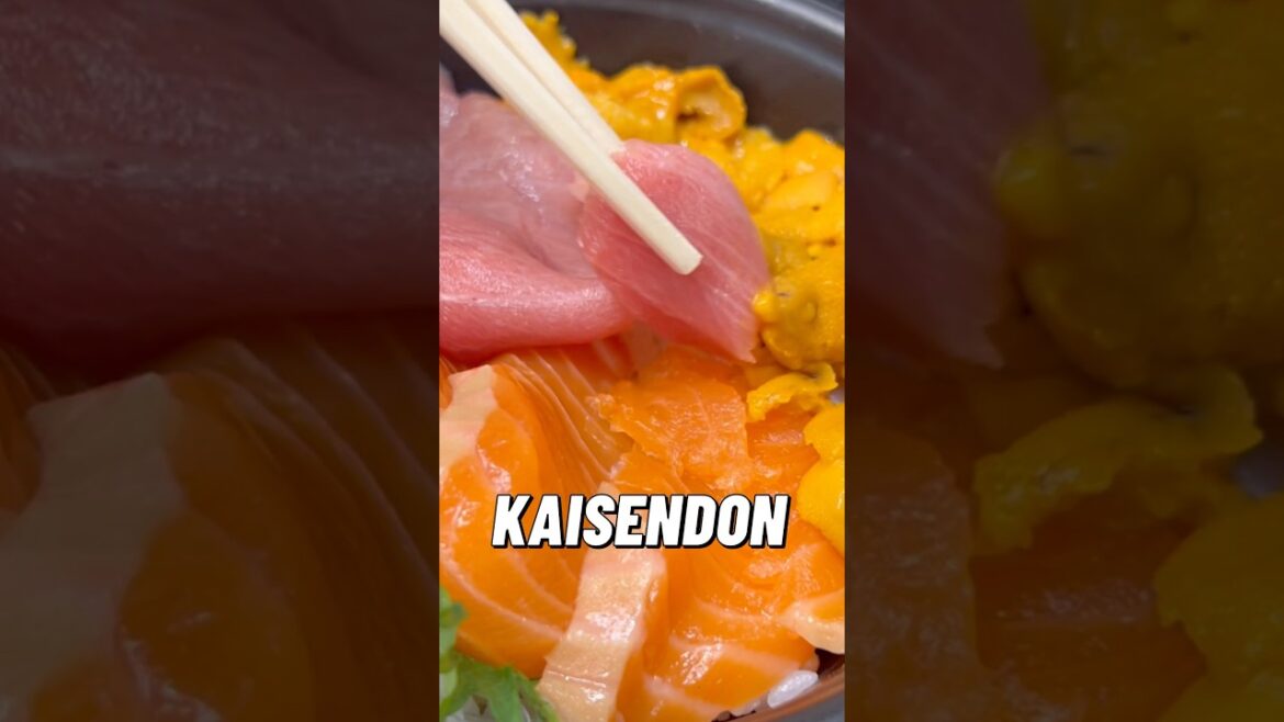 Seafood Bowl in Otaru #japan #travel #hokkaido #seafood #sushi #otaru #traveldestinations #cuisine