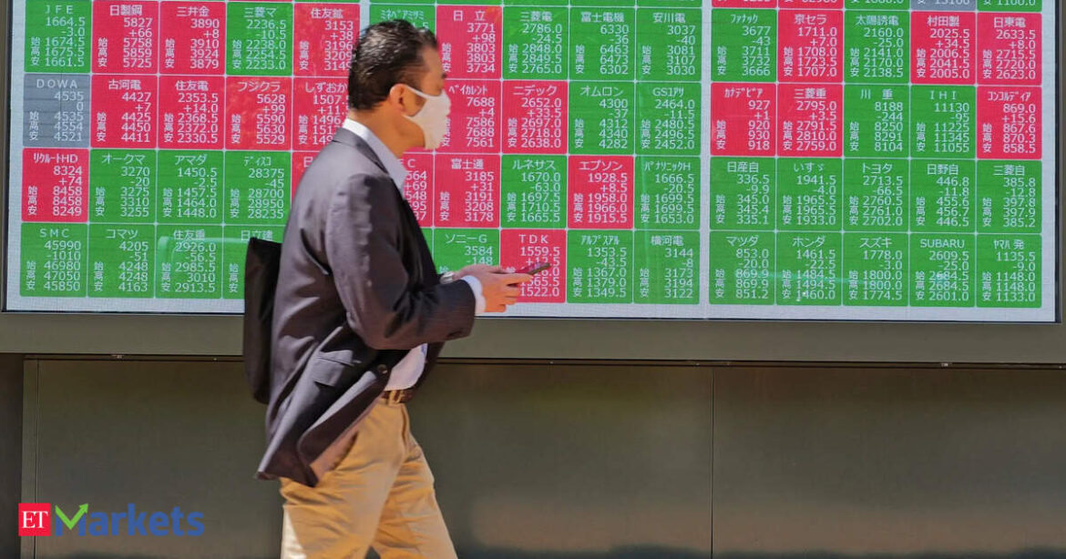 Japan’s Nikkei ends at over 4-month high as chip-related shares track US peers higher Japan's Nikkei ends at over 4-month high as chip-related shares track US peers higher