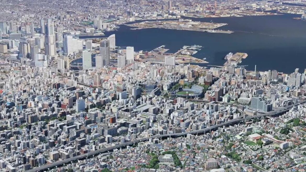 Yokohama Aerial View 3D  Spectacular 4K Drone Tour of Japan’s Port City