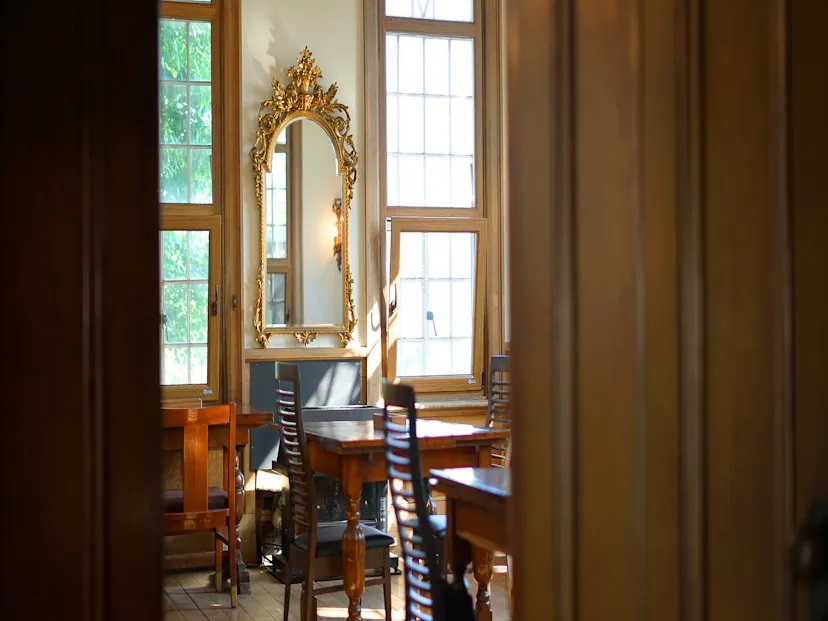 An inn where the past and present intersect
