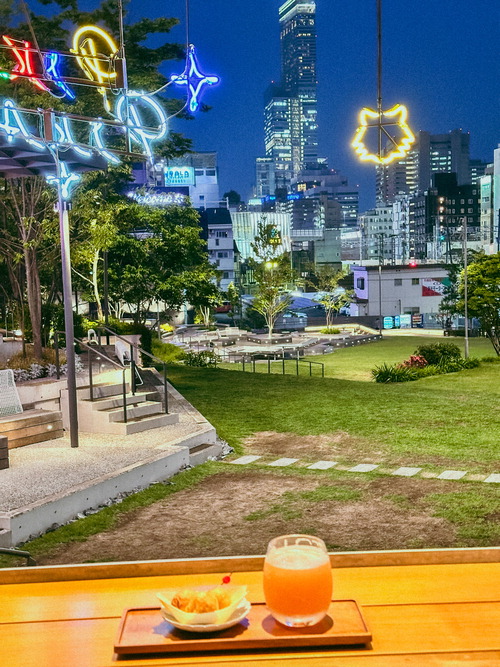 Pikapika Night.