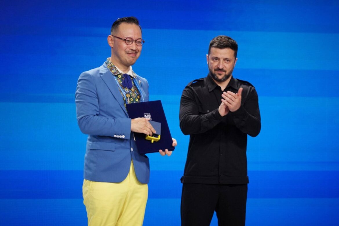Japanese professor given Ukrainian award for humanitarian efforts Japanese professor given Ukrainian award for humanitarian efforts