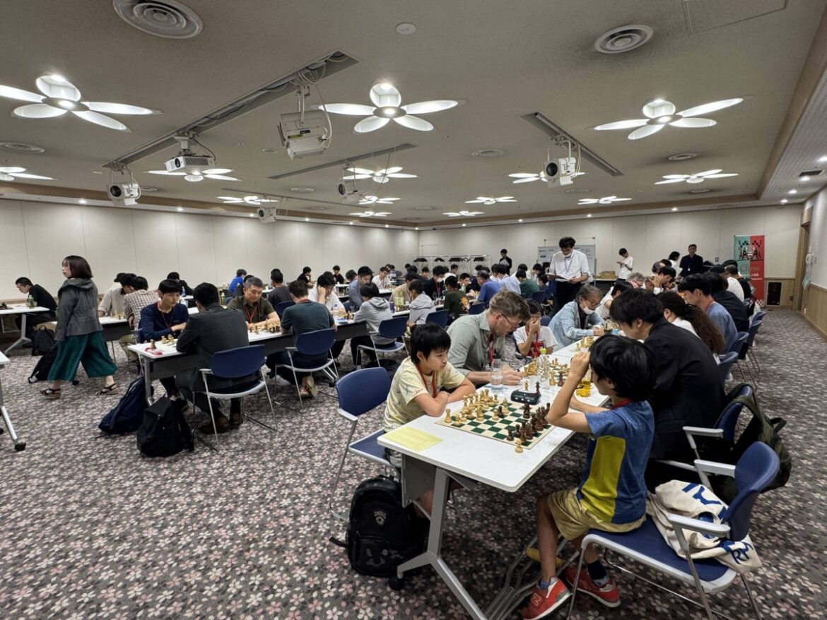 Under shogi’s shadow, Tokyo’s chess lovers make their move