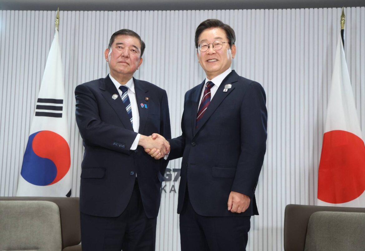Japan, South Korea mark 60th anniversary of diplomatic ties Japan, South Korea mark 60th anniversary of diplomatic ties
