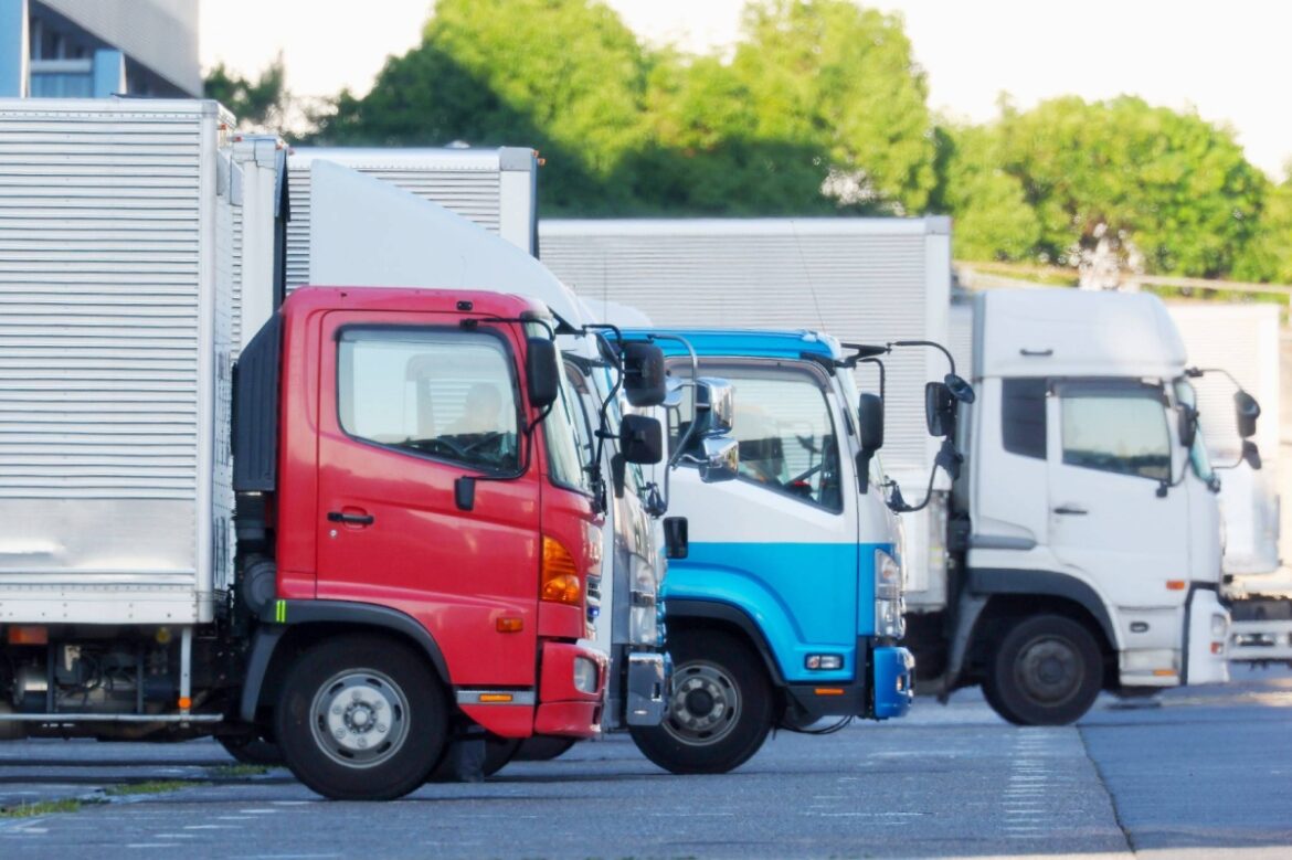 Japan Post stripped of truck transport business license