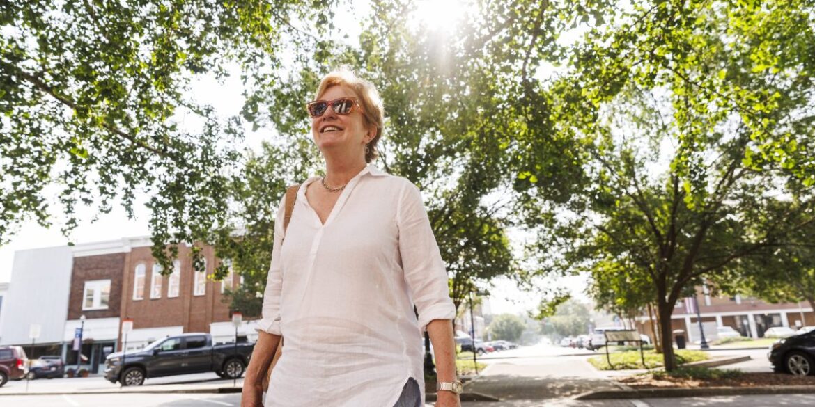 What is the 'Japanese walking' trend and its potential benefits?