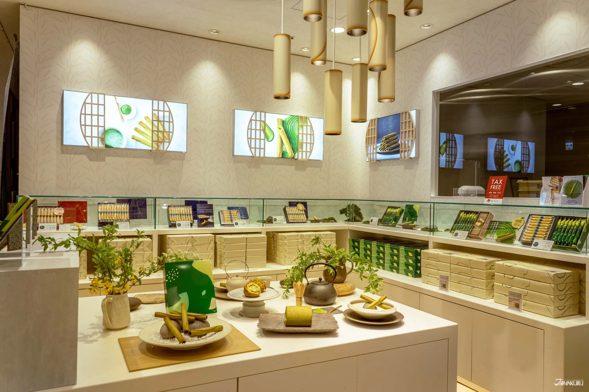 Yoku Moku Matcha Sweets at Tokyo Station