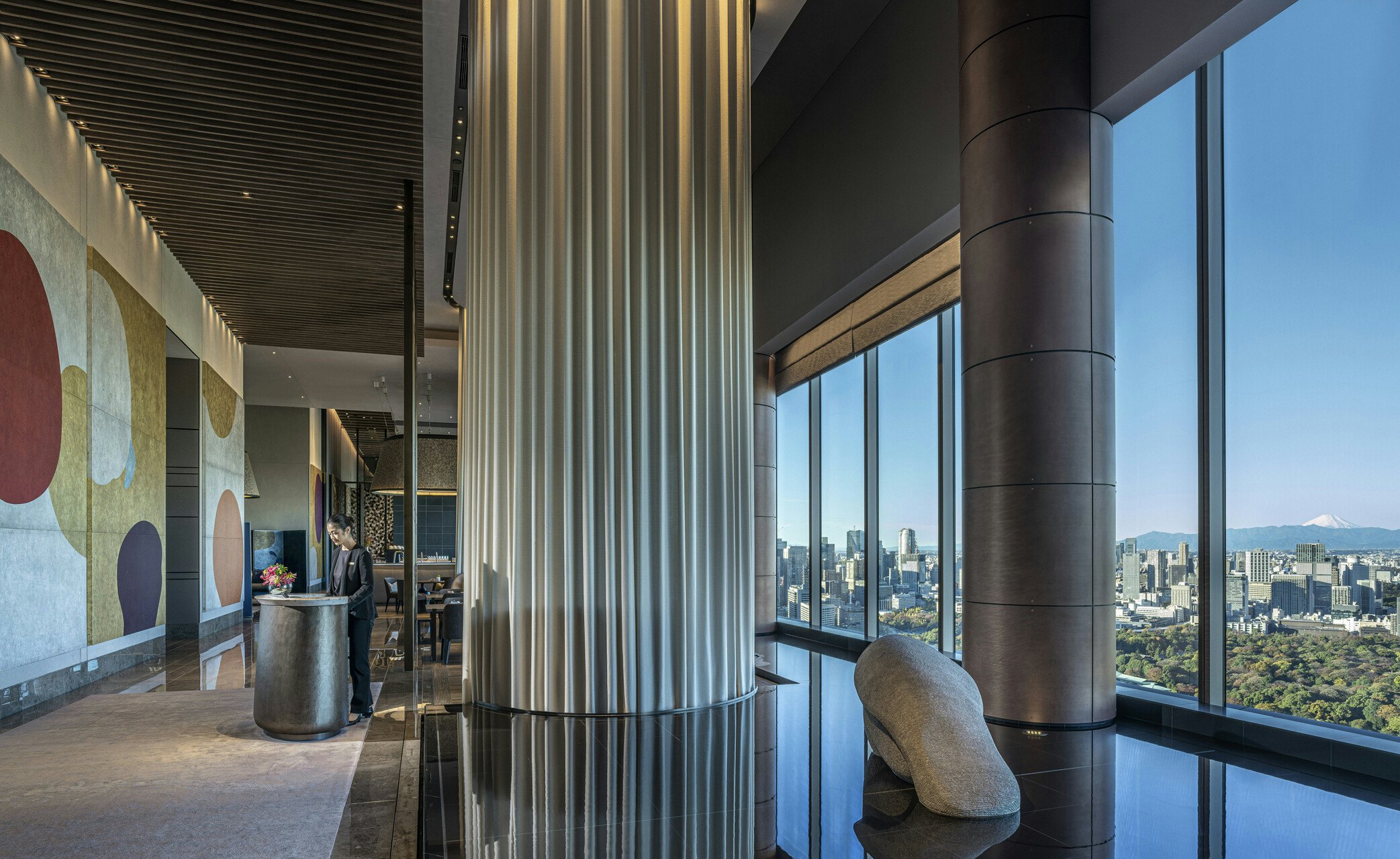 Lobby water feature at Four Seasons Otemachi, Tokyo
