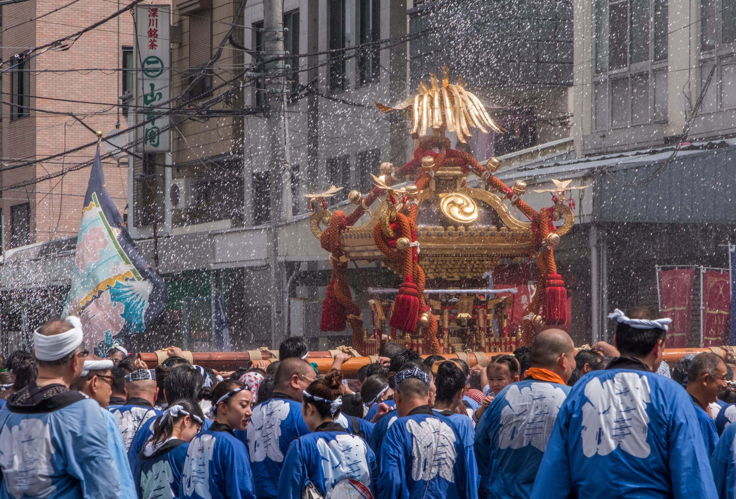 fukagawa hachiman festival summer tokyo