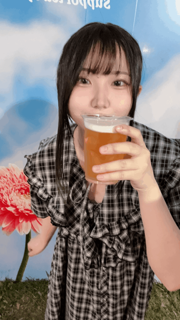 Watase Yuzuki Enjoying a Frosty Beverage