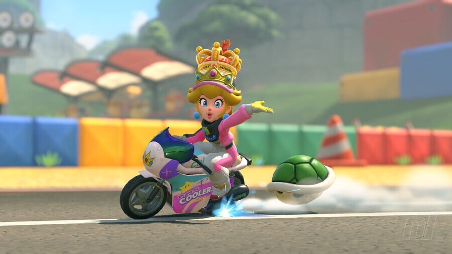 Mario Kart World Peach With Crown