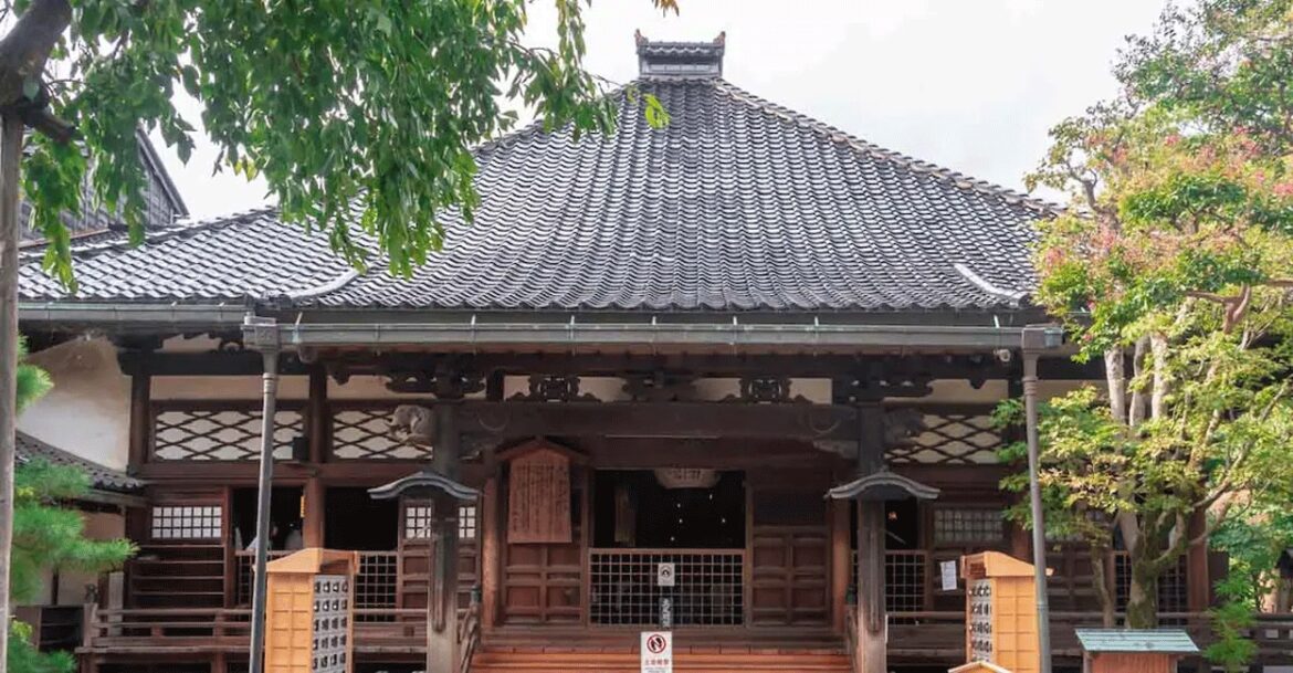 Hidden tunnels, secret rooms, traps… this Japanese temple has a lot to offer tourists | Beyond Kerala Myoryuj Temple. Photo: iStock/Junce