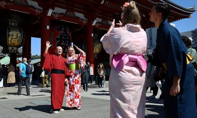 Japan to require health insurance for foreign tourists as unpaid medical bills pile up