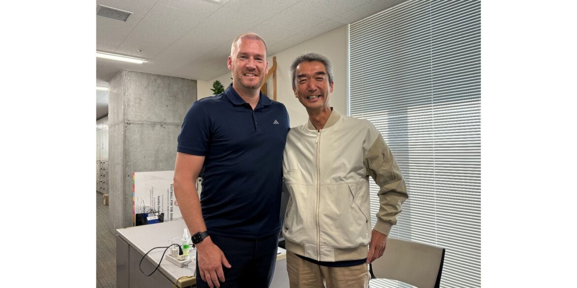 AFC Ajax Director of Football Mr. Beuker visits GAMBA OSAKA ｜ GAMBA OSAKA Official Site