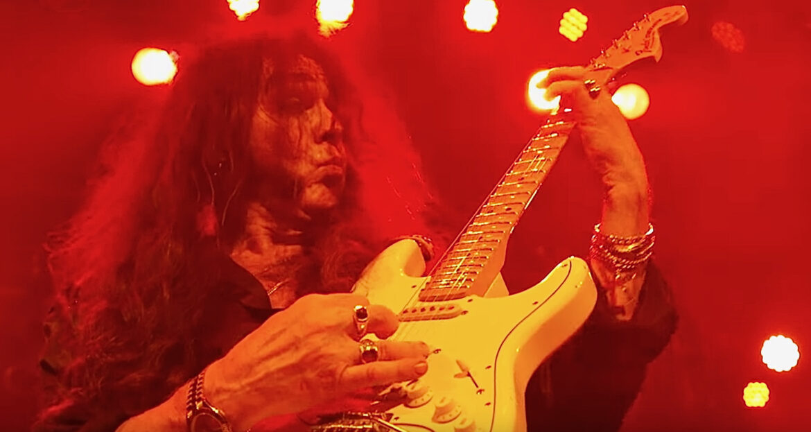 YNGWIE MALMSTEEN Debuts "Paganini's 4th" Video From Tokyo Live