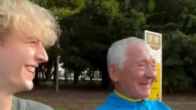 'This would never happen in US': Netizens praise Japanese grandpa's conversation with American man