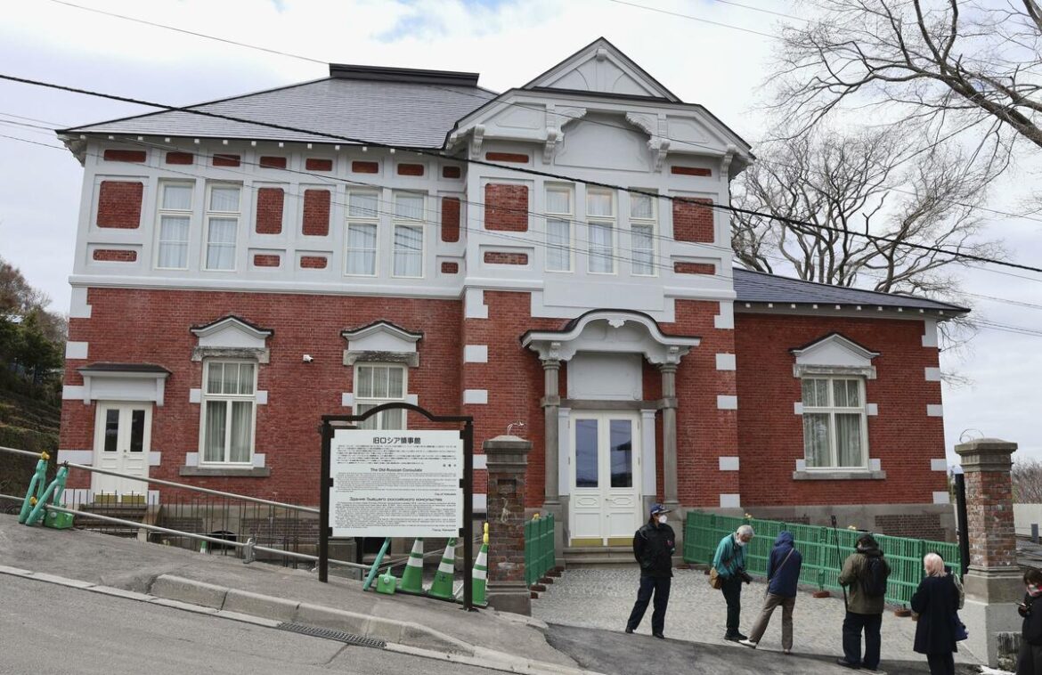 Century-old former Russian Consulate in Hokkaido reborn as hotel Century-old former Russian Consulate in Hokkaido reborn as hotel