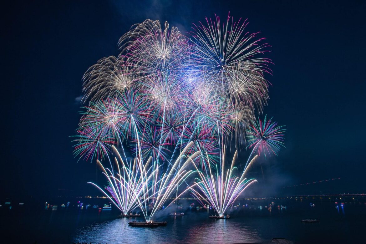 Enjoy fireworks by Japan’s national pyrotechnic team at this autumn event in Osaka Enjoy fireworks by Japan’s national pyrotechnic team at this autumn event in Osaka