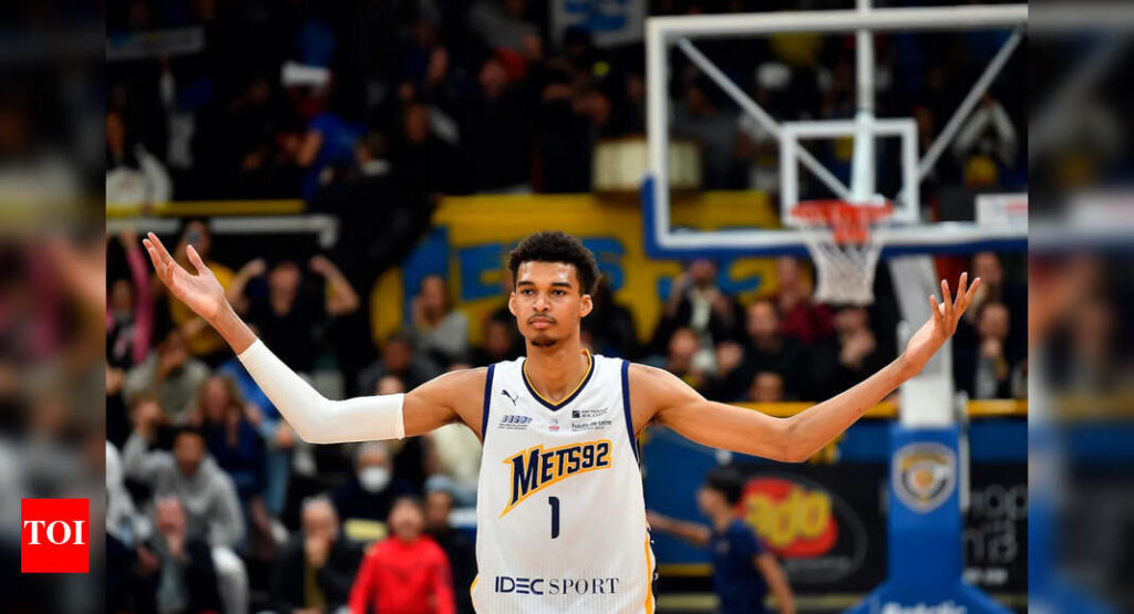 Victor Wembanyama Towers Over the Crowd During Tokyo Night Out | NBA News