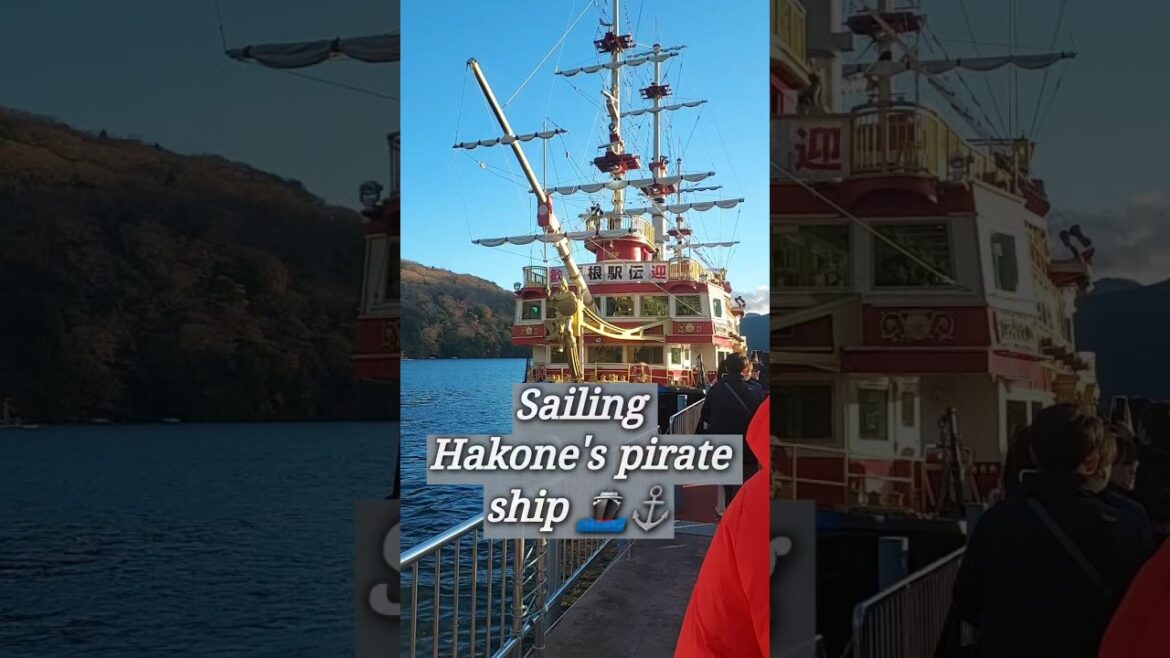 Sailing Hakone's pirate ship🚢⚓️ | જાપાન 🇯🇵 #shorts