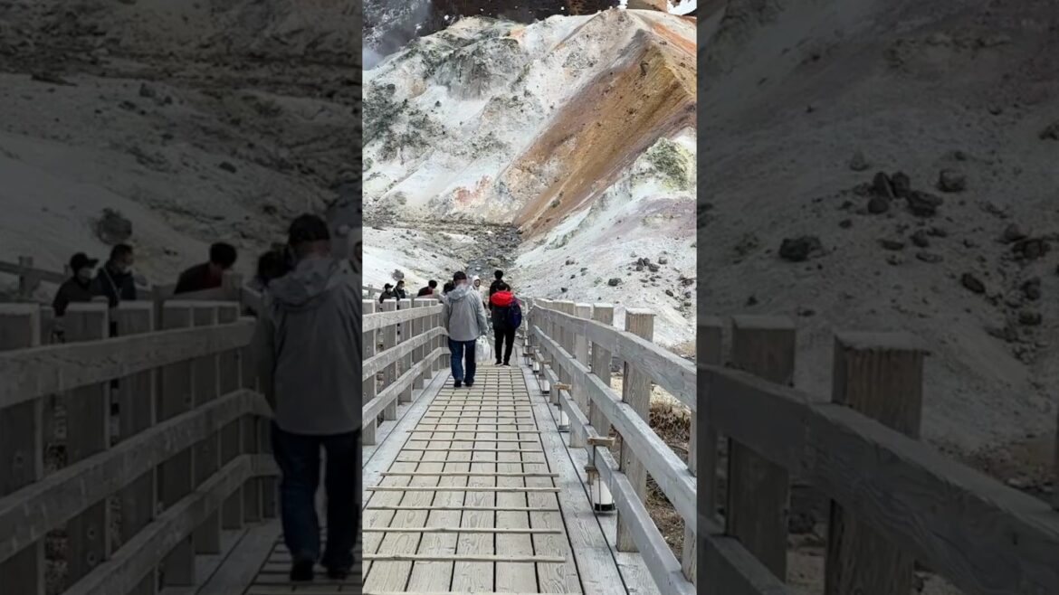 Must-visit Hell Valley in Hokkaido! 🌋#shorts #hokkaido #noboribetsu #japan #travel #地獄谷 #登別 #北海道 Must-visit Hell Valley in Hokkaido! 🌋#shorts #hokkaido #noboribetsu #japan #travel #地獄谷 #登別 #北海道